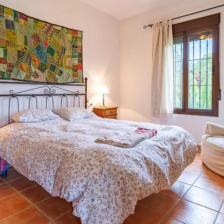 Holiday home Stunning In With Wifi Alora